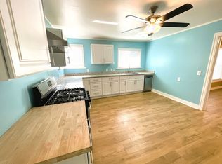 5250 Whispering Creek Dr, Santa Rosa, CA 95403