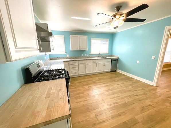 5250 Whispering Creek Dr