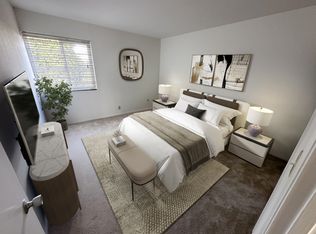 10243 Beardon Dr APT 4, Cupertino, CA 95014