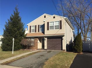 122 Hagaman St, Carteret, NJ