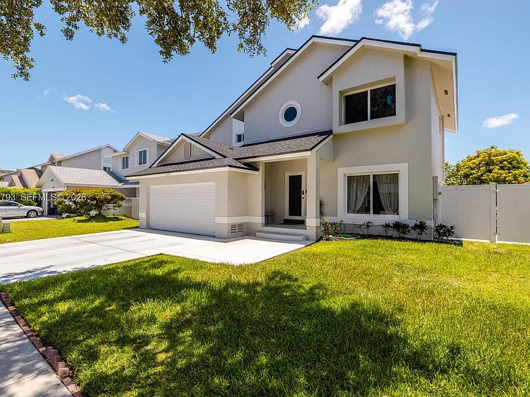 9650 SW 9th Ct — Photo 28