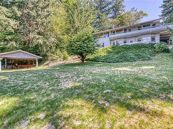 4th image of 11616 70th Ave NW