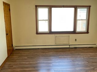 642 S Broad St #2, Elizabeth, NJ 07202