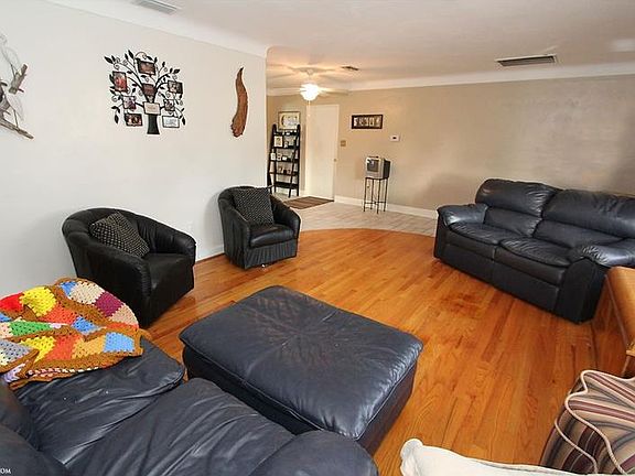 3rd image of 3500 60th St N