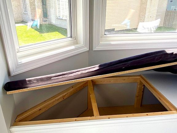 bay window custom made seat with storage