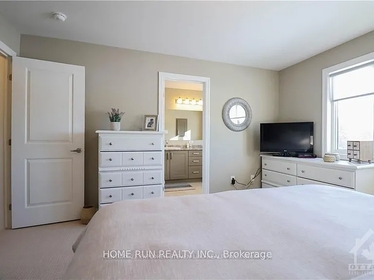 205 Vision St — Photo 18