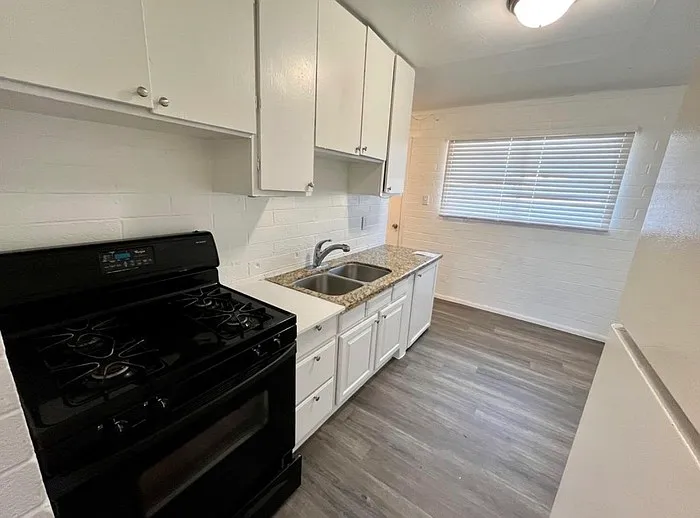 1403 N French St — Photo 4