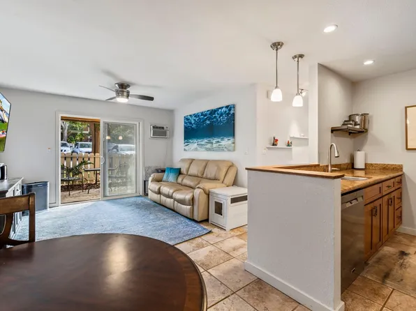 140 Uwapo Rd, Kihei, HI