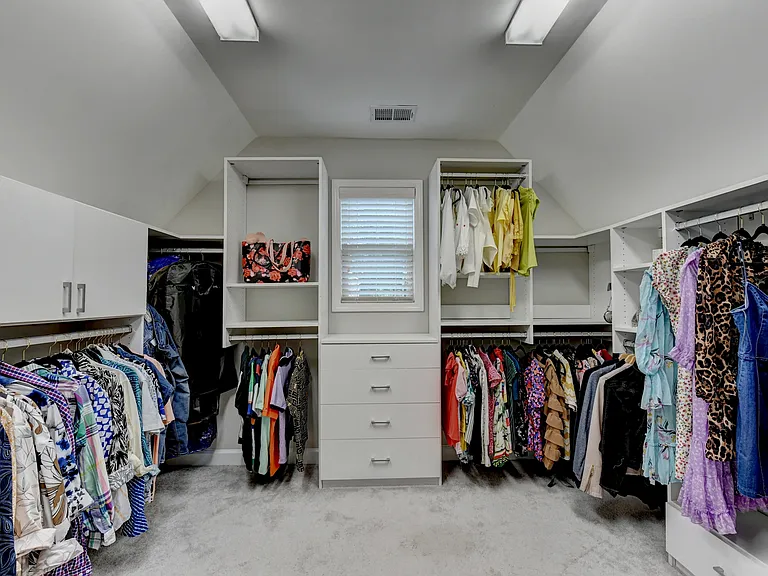 6035 Ashborough Park — Photo 36