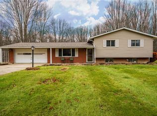 24200 Forestview Dr, Columbia Station, OH