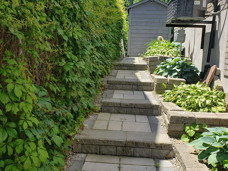 19 Oprington Dr — Photo 10
