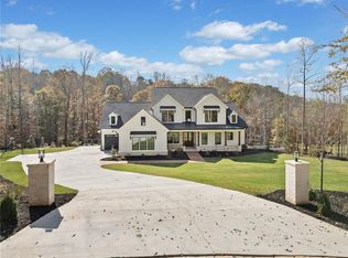 601 N Lake Dr, Canton, GA 30115