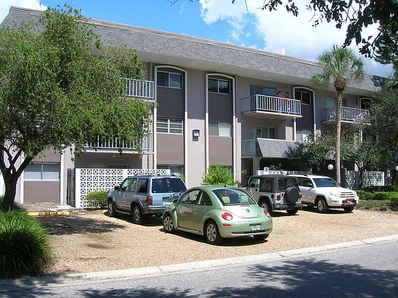 5th image of 4607 W Fig St Unit 310