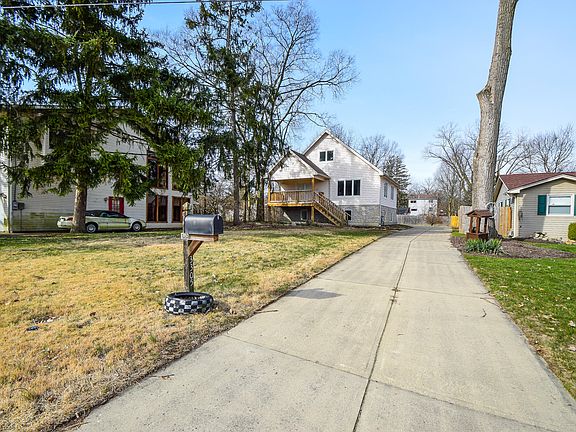 2nd image of 3305 Sharon Ave