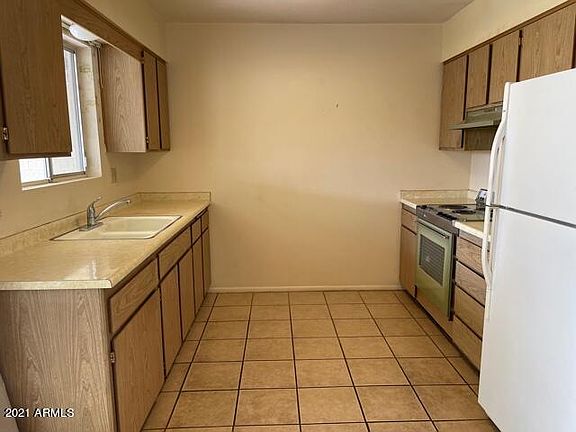 2nd image of 9279 N 111th Ave