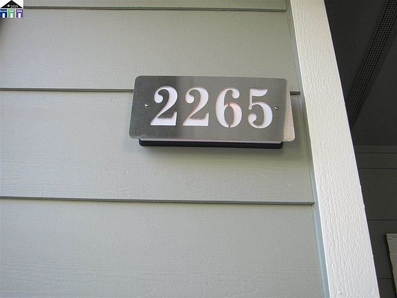3rd image of 2265 Northshore Dr