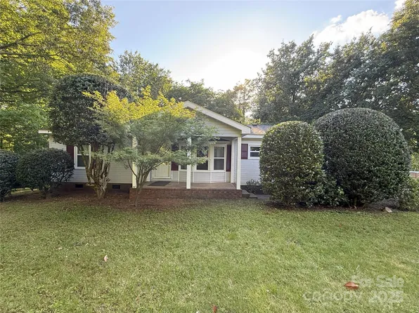 400 Archibald Rd, Concord, NC 28025