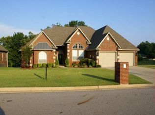 2616 Carrington Pointe Rd, Fort Smith, AR 72903