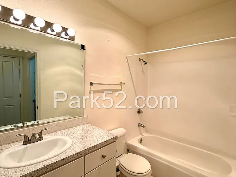 2178 Palisade Blvd — Photo 13
