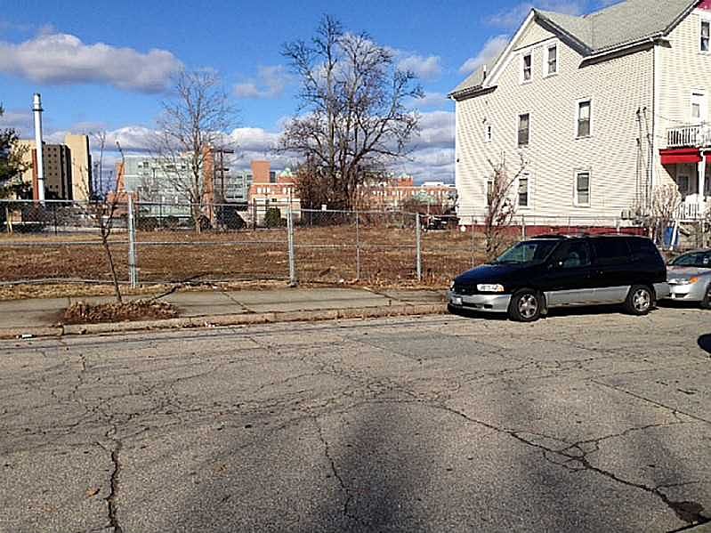 2nd image of 217 Rhodes St