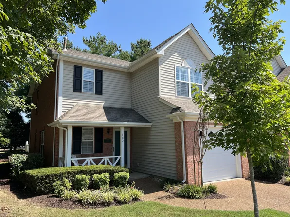 102 Stanton Hall Ln, Franklin, TN 37069
