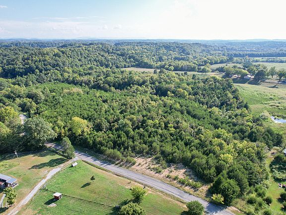 3rd image of Ted Weems Rd