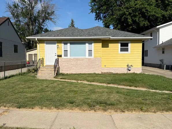 834 S 20th St, Fort Dodge, IA 50501