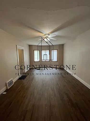 2017 10th Ave N Photo 1