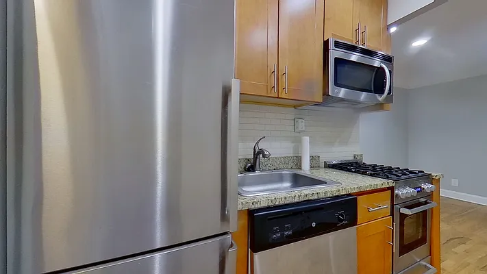 Rented by Compass | media 16