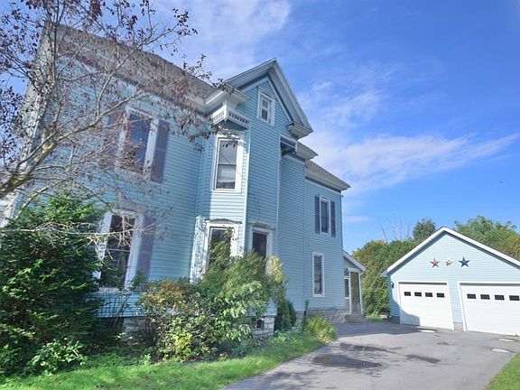 4th image of 118 N School St