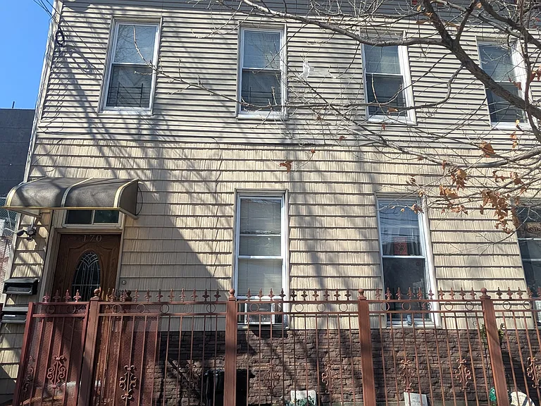 170 Bradford St #2 — Photo 8