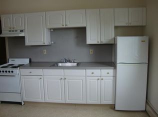 160 Washington St #2B, Middletown, CT 06457