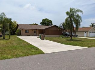 3816 SE 11th Ave, Cape Coral, FL 33904