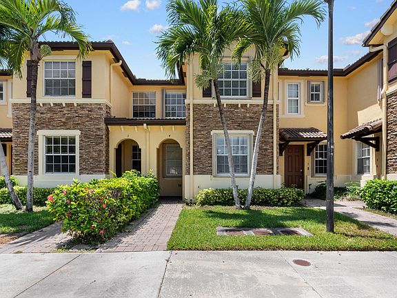 4th image of 9363 SW 227th St Unit 4