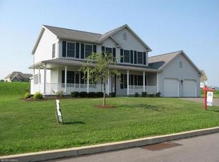 195 Augusta Dr, Selinsgrove, PA 17870