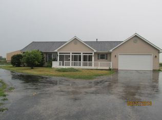 2922 E 29th Rd, Seneca, IL 61360