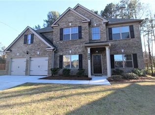 402 Live Oak Pass, Loganville, GA 30052