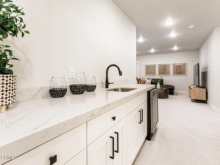 6518 Purple Poppy Ln — Photo 26