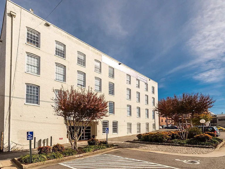 Poythress Apartments — Photo 5
