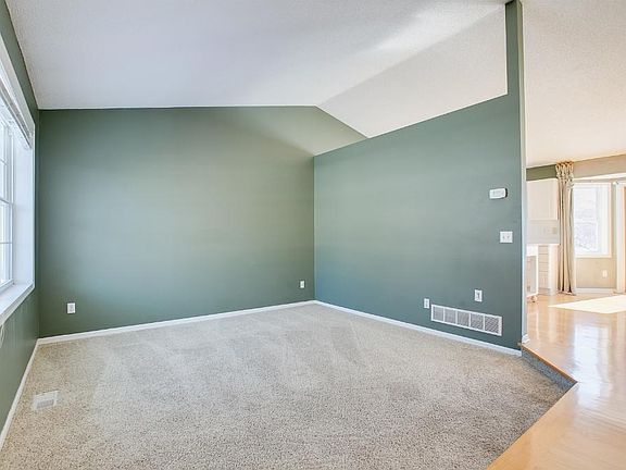 2nd image of 4674 Stratford Ln