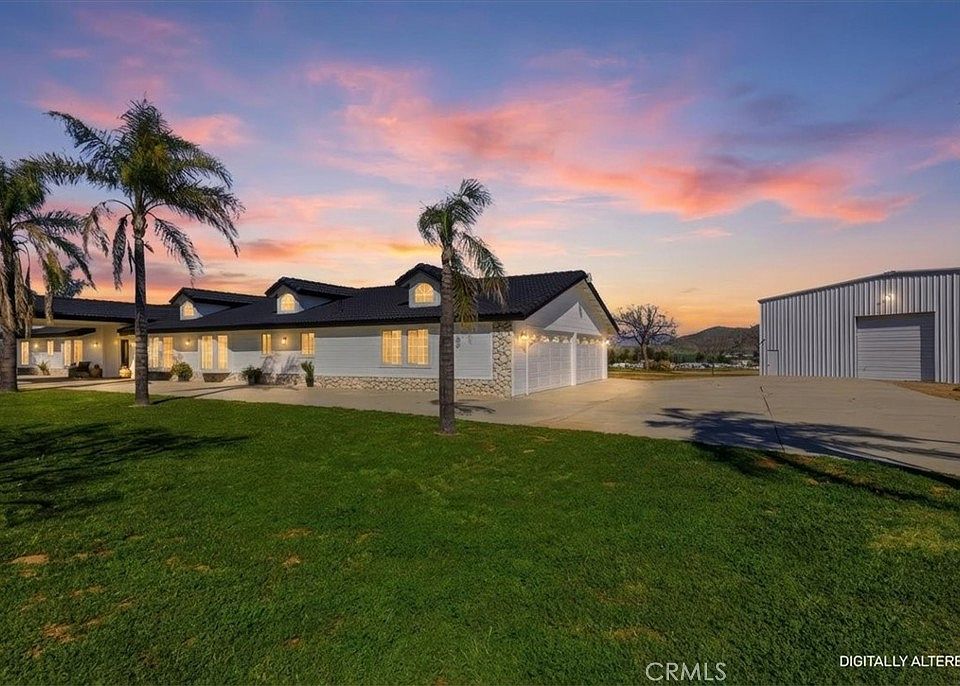 1st image of 30100 Maxine Ln