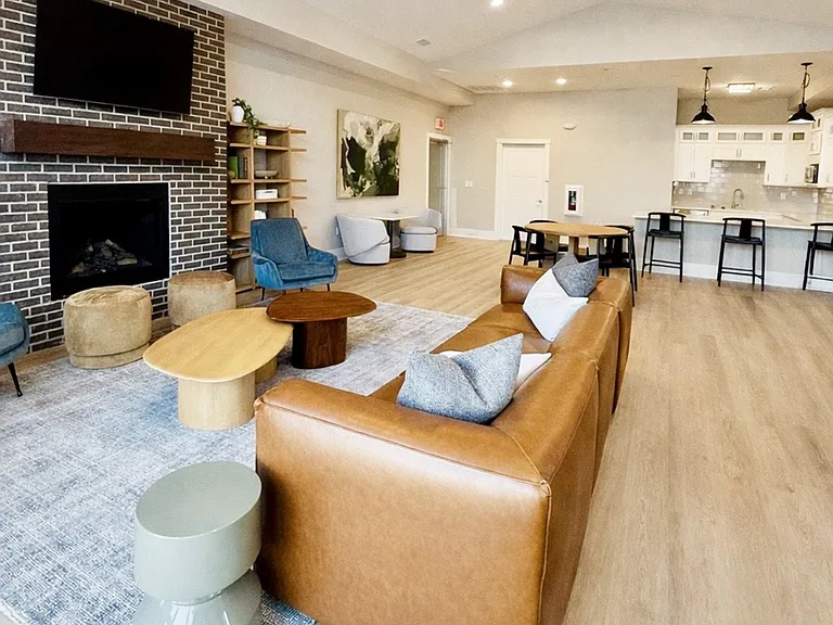 The Grove Apartment Homes — Photo 62