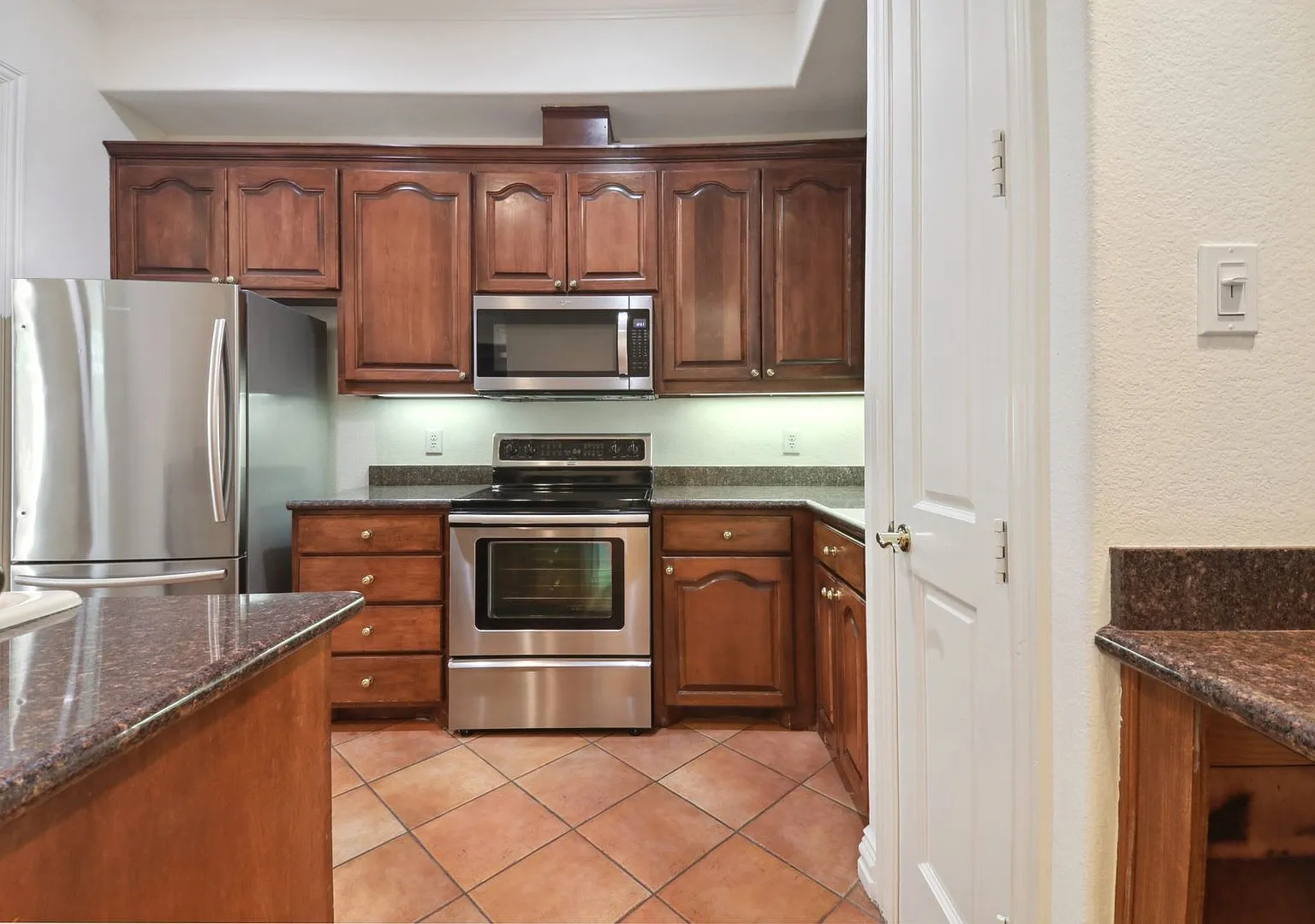 3 Bedroom townhome in Dallas — Photo 4