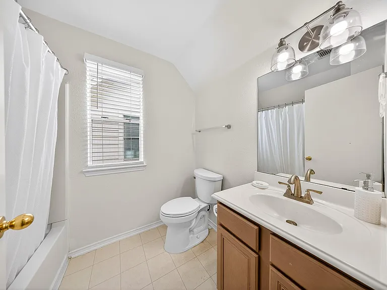 1318 Dennis St — Photo 20