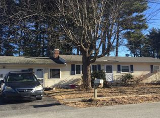 7 Greenwood Dr, Nashua, NH 03062