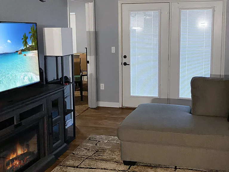 2200 Classen Blvd #1 — Photo 32