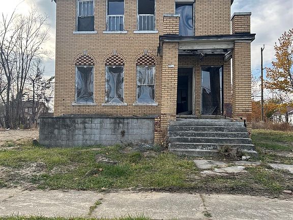 2nd image of 9821 McQuade St