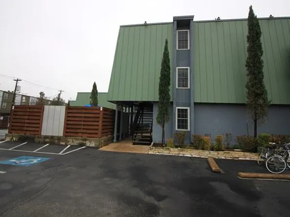 3815 Guadalupe St APT 210, Austin, TX 78751
