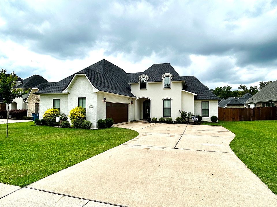 1st image of 606 Stockbridge Ln