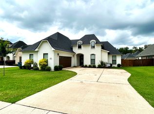 606 Stockbridge Ln, Shreveport, LA 71107